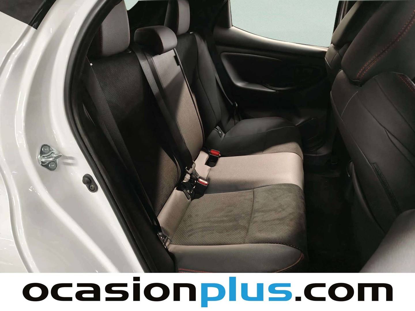 Foto Toyota Yaris Toyota Yaris 130H GR Sport Plus (130 CV)