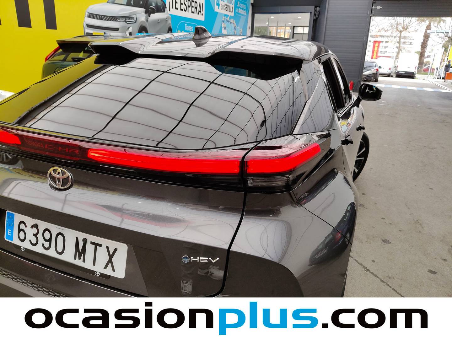 Accesorios del Toyota C-HR Toyota C-HR 200H Advance (184 CV)