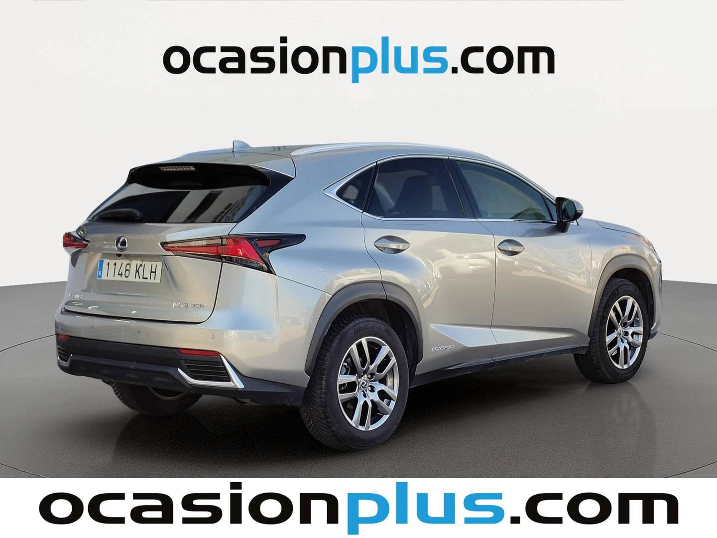 Foto trasera Lexus NX Lexus NX 300h Executive Navigation 4WD (197 CV) derecha