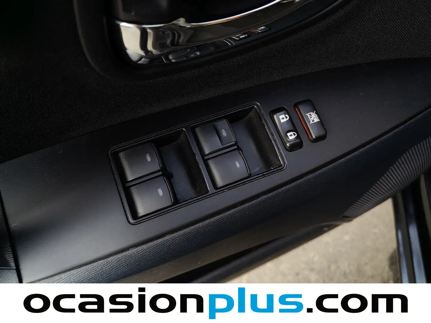 Foto Toyota Avensis Toyota Avensis 120 D Advance (124 CV)