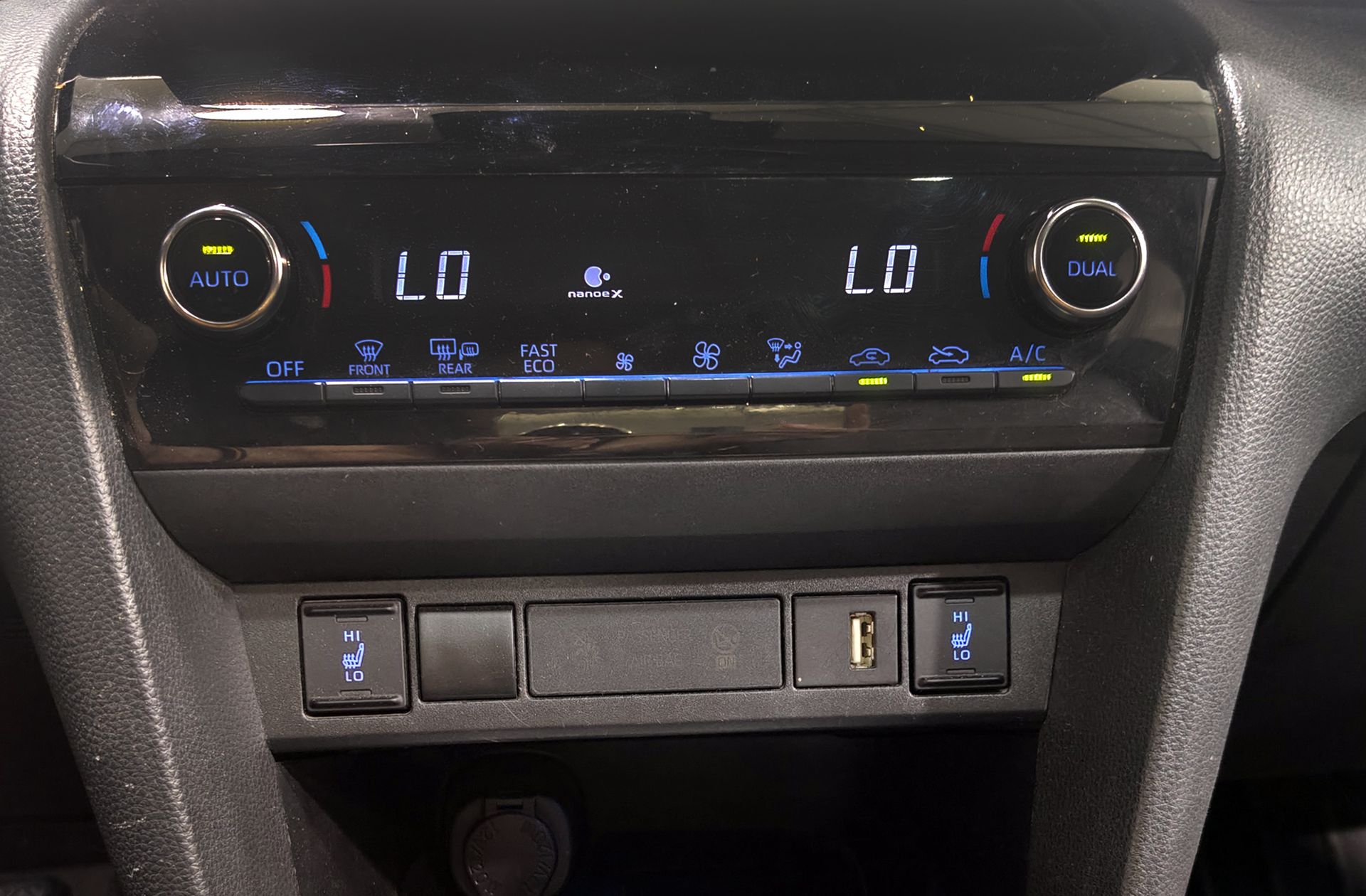Toyota Yaris Cross 120H Style - foto 32