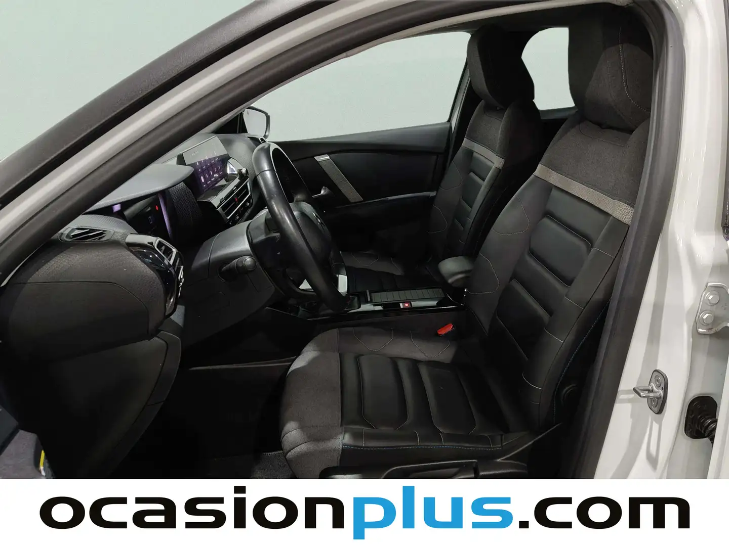 Foto Citroën C4 Citroen C4 PureTech 130 S&S Shine (130 CV)