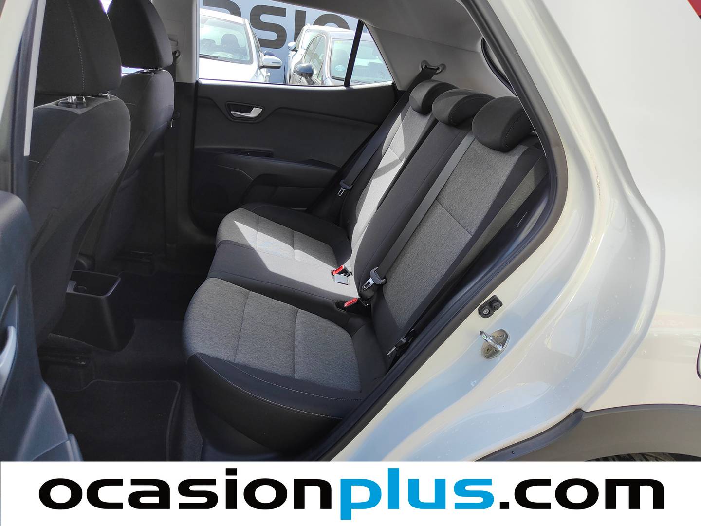 Foto asientos traseros KIA Stonic KIA Stonic 1.0 T-GDi Eco-Dynamic Concept (120 CV)