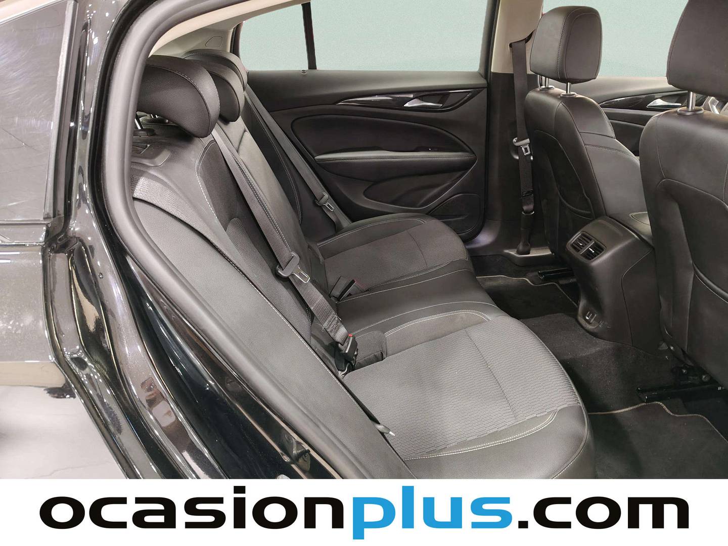 Foto Opel Insignia Opel Insignia 2.0T SHT Business Elegance AT9 (170 CV)