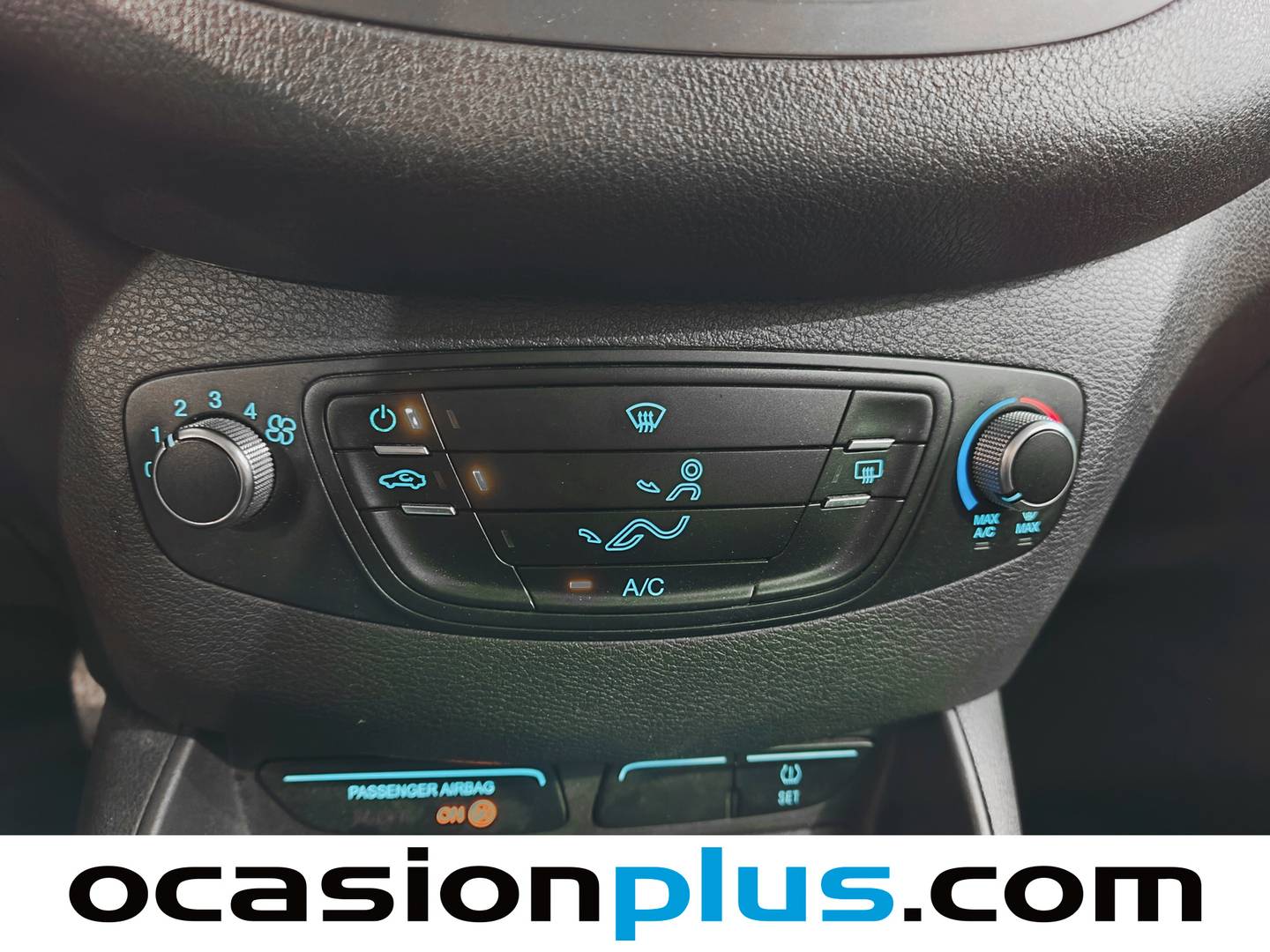 Equipamiento del Ford Tourneo Courier Ford Tourneo Courier 1.5 TDCi Trend (75 CV)
