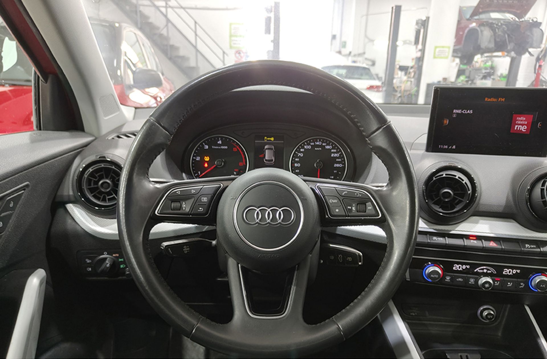 Audi Q2 design edition 1.6 TDI - foto 23