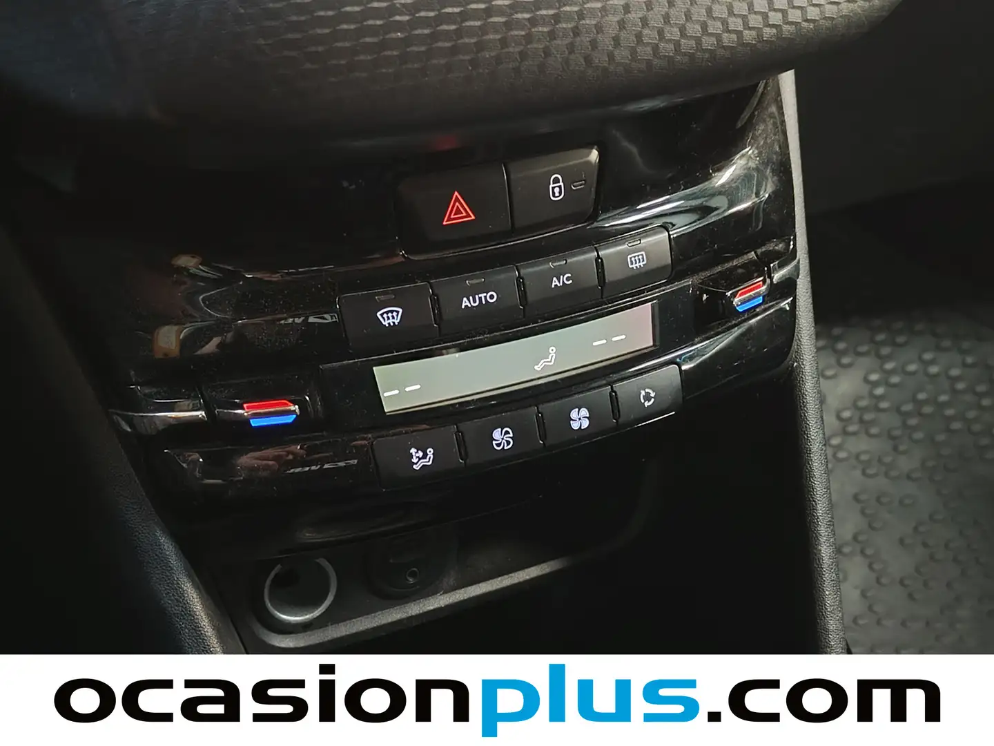 Foto Peugeot 2008 Peugeot 2008 BlueHDi 120 S&S Allure (120 CV)