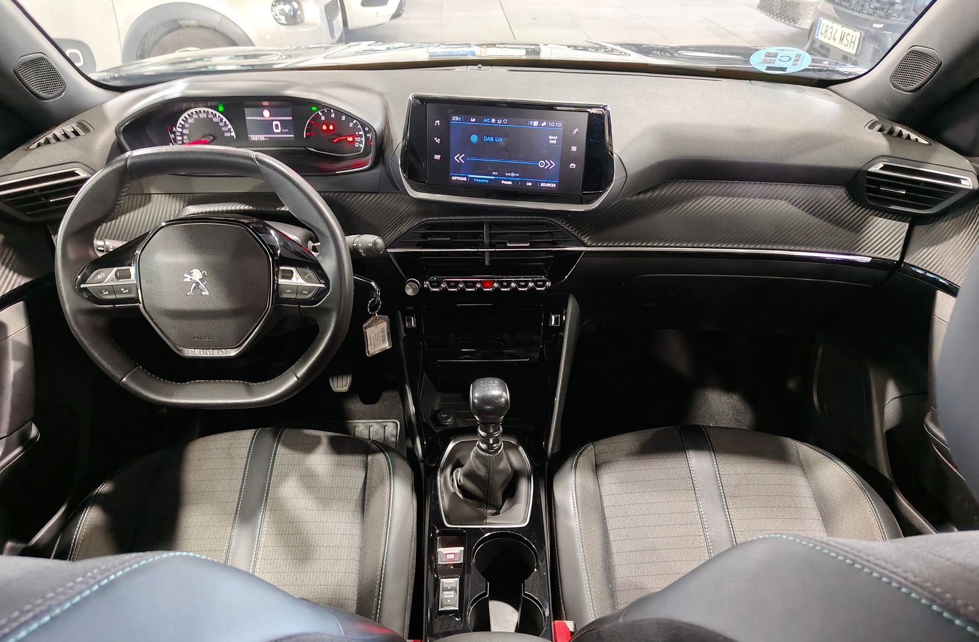 Peugeot 2008 PureTech 100 Allure - foto 6
