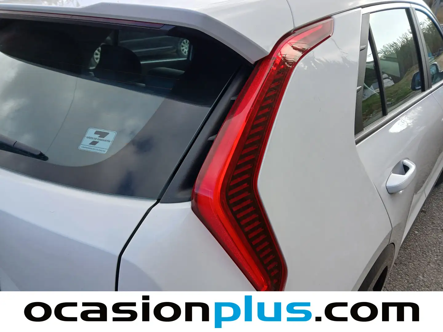 Foto KIA Niro Kia Niro 1.6 GDi HEV Drive (141 CV)