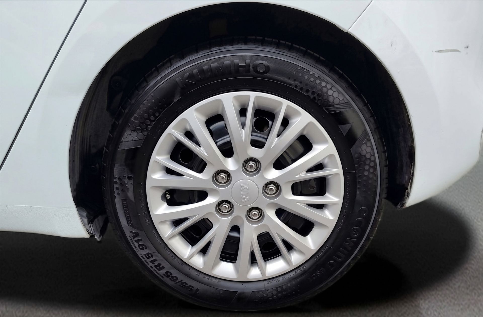 Kia Ceed 1.4 CRDi WGT Concept - foto 29
