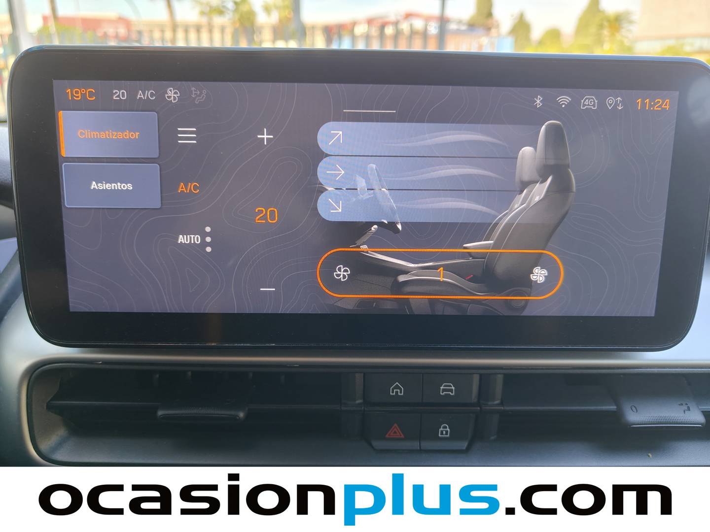 Foto Jeep Avenger Jeep Avenger 1.2 G Summit (100 CV)