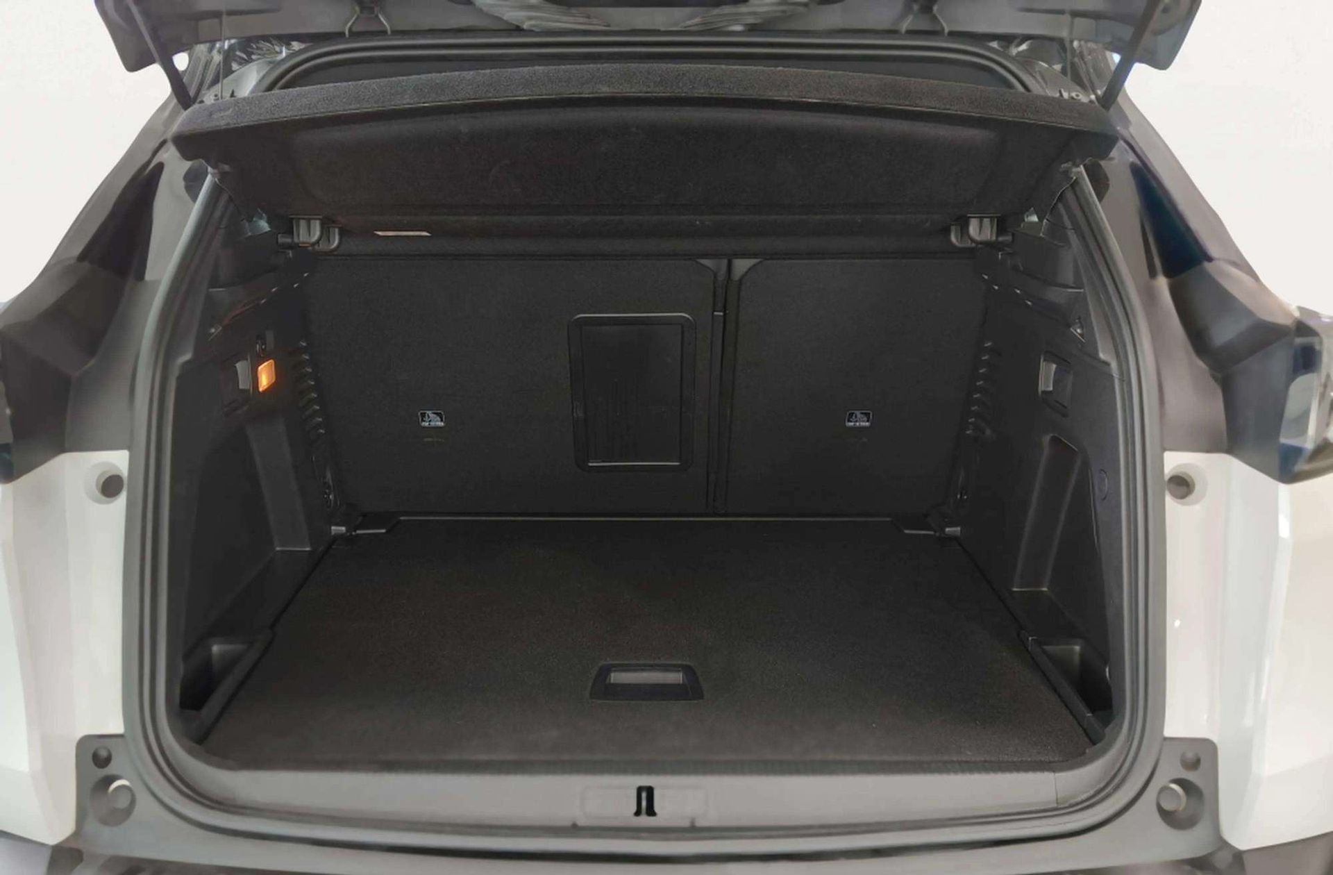 Peugeot 3008 BlueHDi 130 GT EAT8 - foto 24
