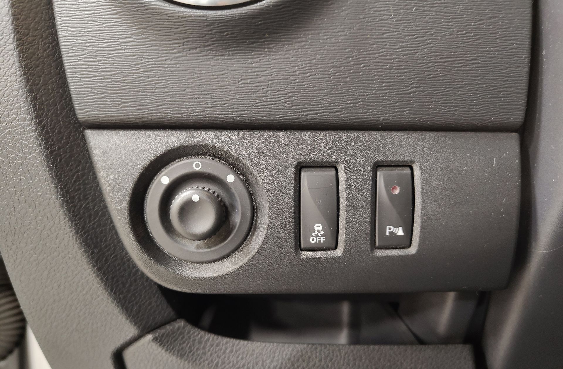 Dacia Lodgy Serie Limitada Nómada 1.6 7 plazas - foto 32