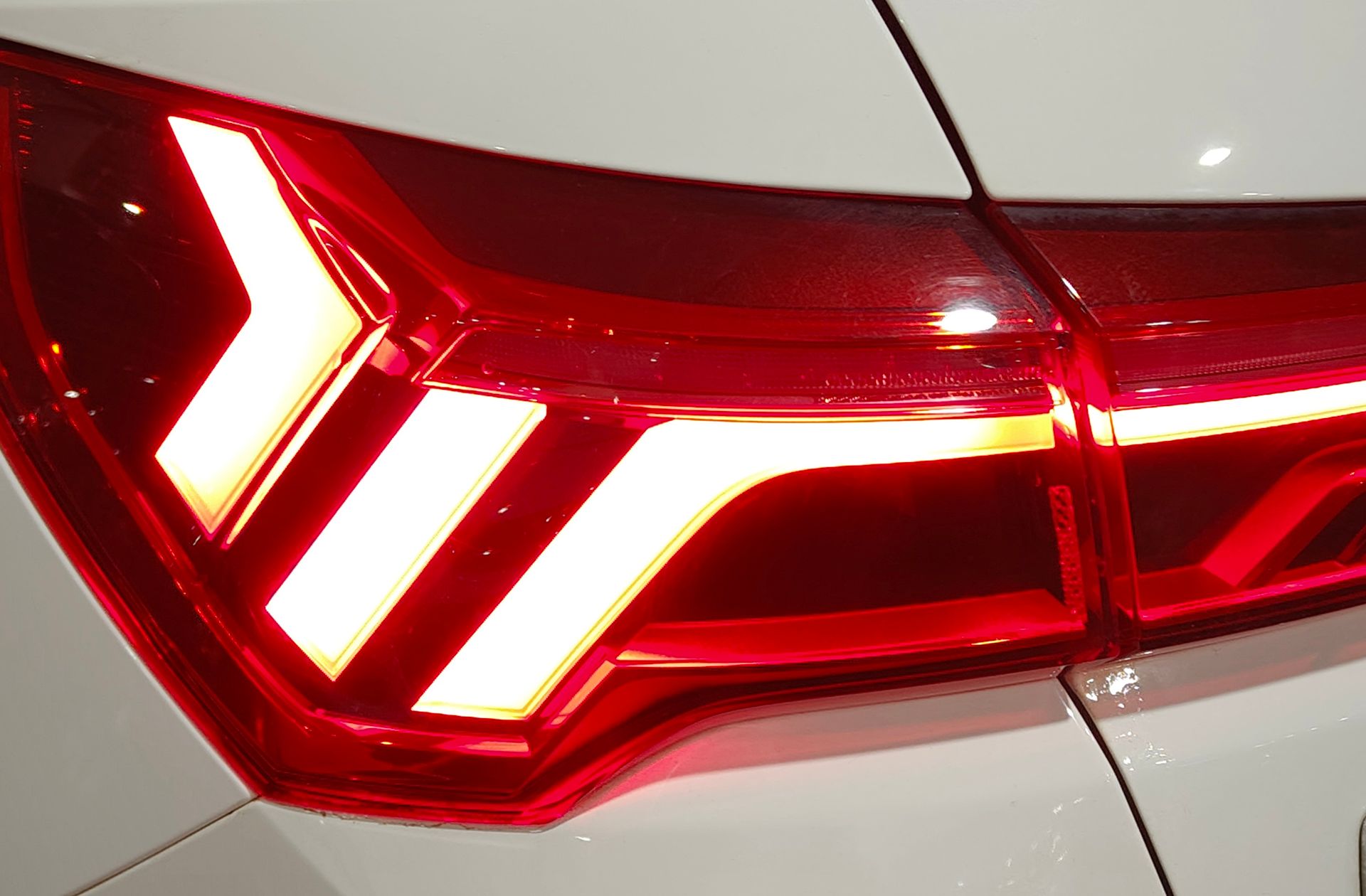 Audi Q3 Advanced 35 TDI S tronic - foto 13