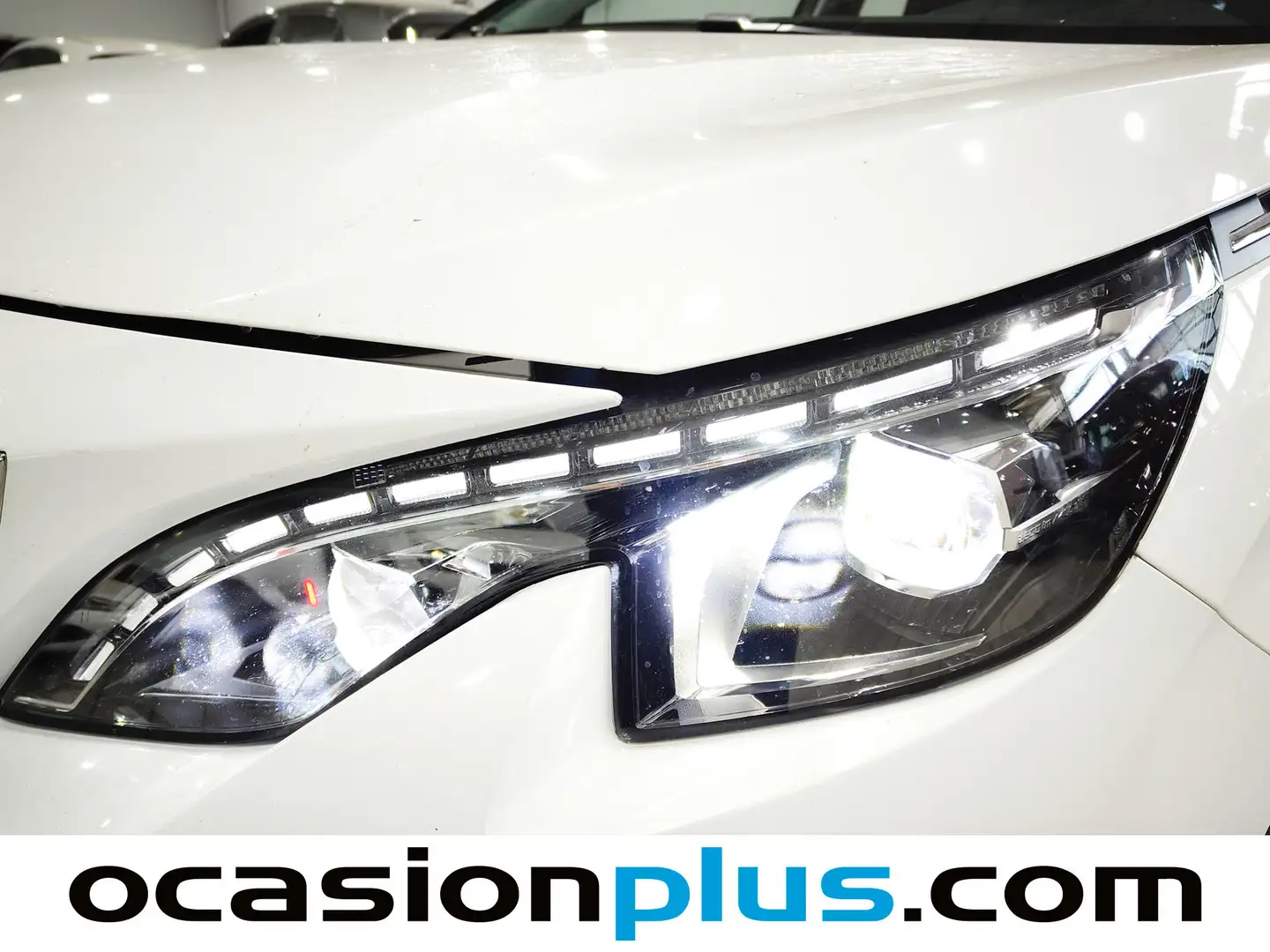 Foto Peugeot 3008 Peugeot 3008 PureTech 130 Allure EAT8 (130 CV)