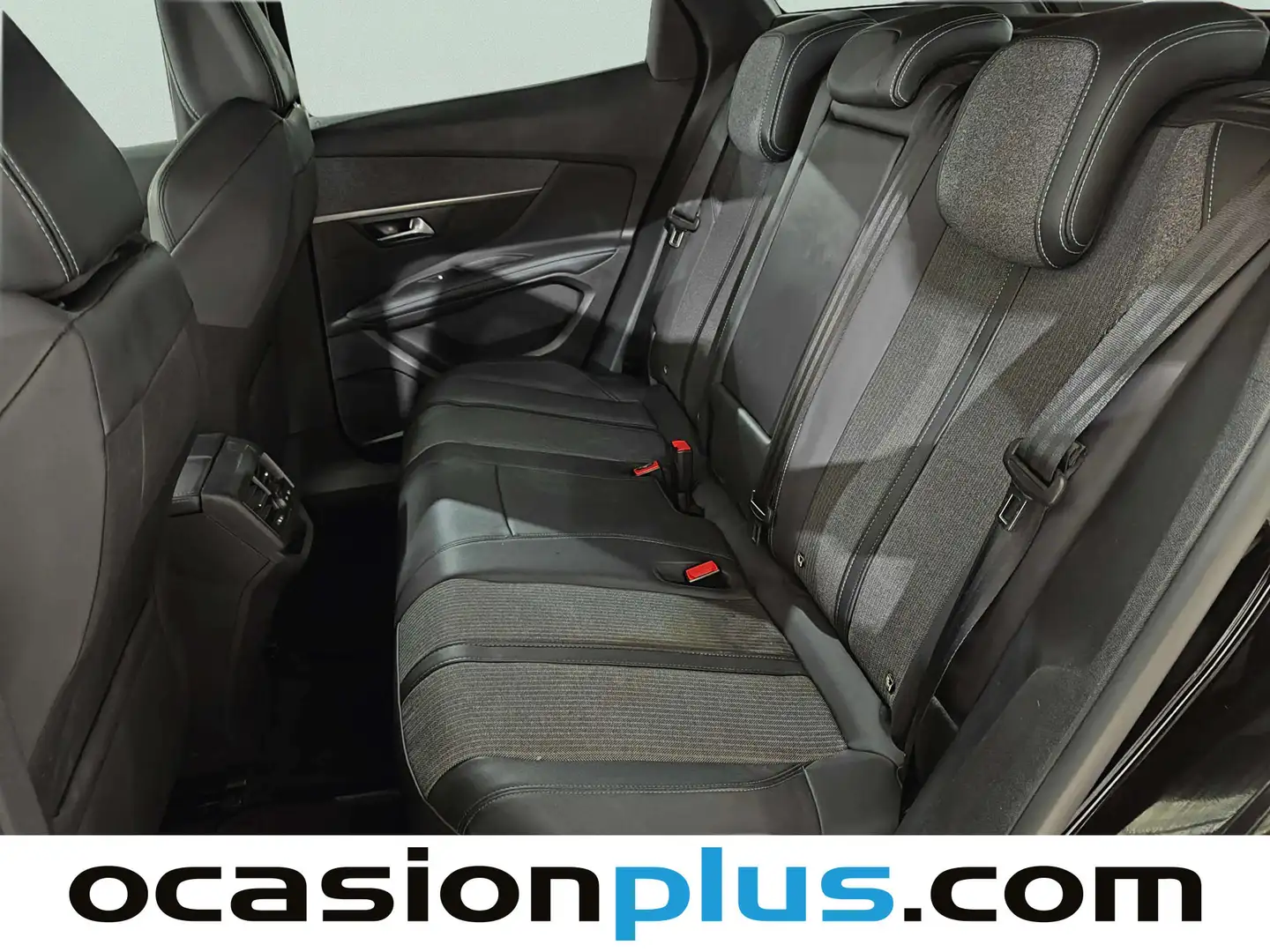 Foto Peugeot 3008 Hybrid Peugeot 3008 3008 Hybrid 300 Allure Pack e-EAT8 (300 CV)