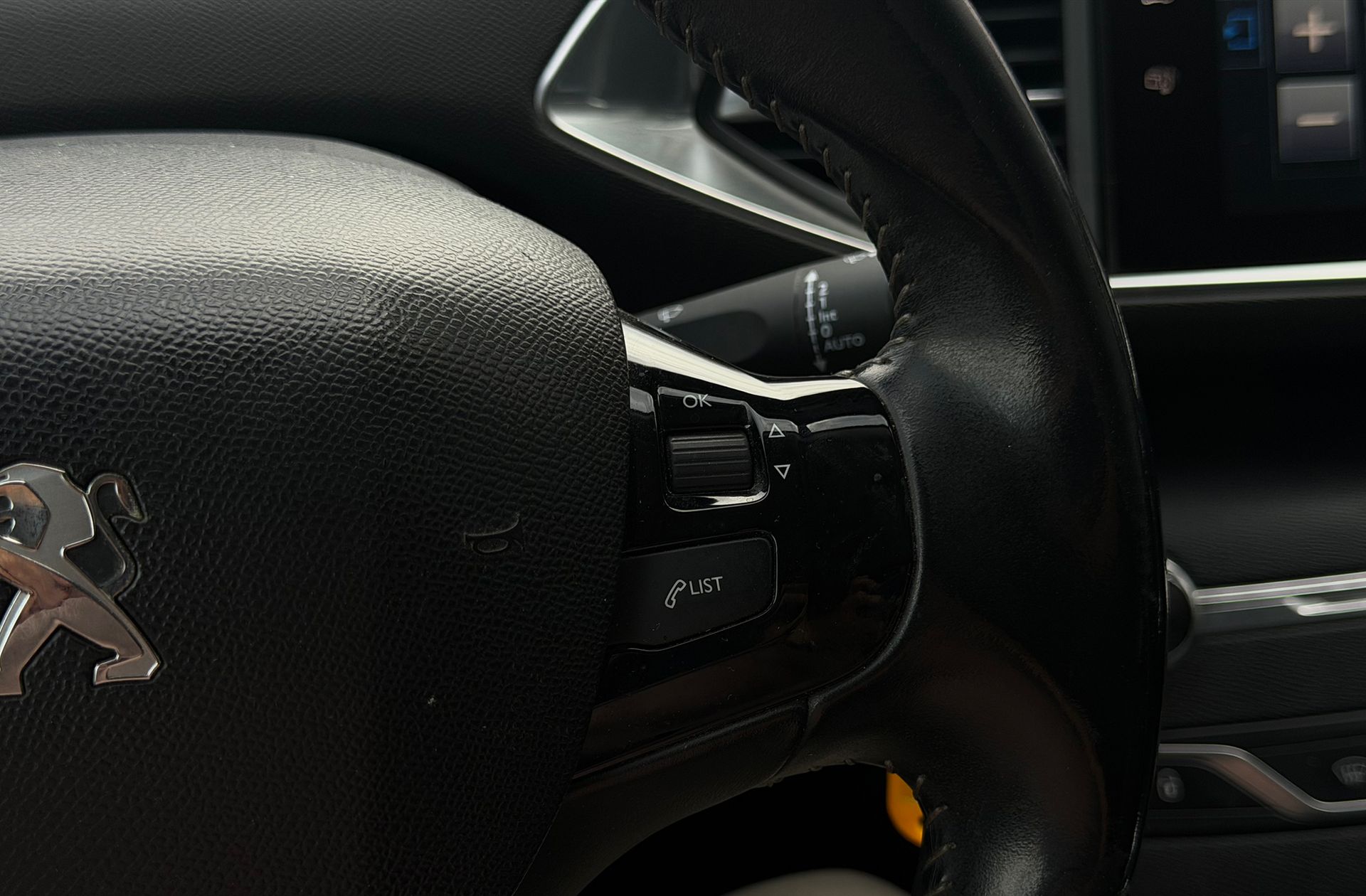 Peugeot 308 BlueHDi 120 Style - foto 23