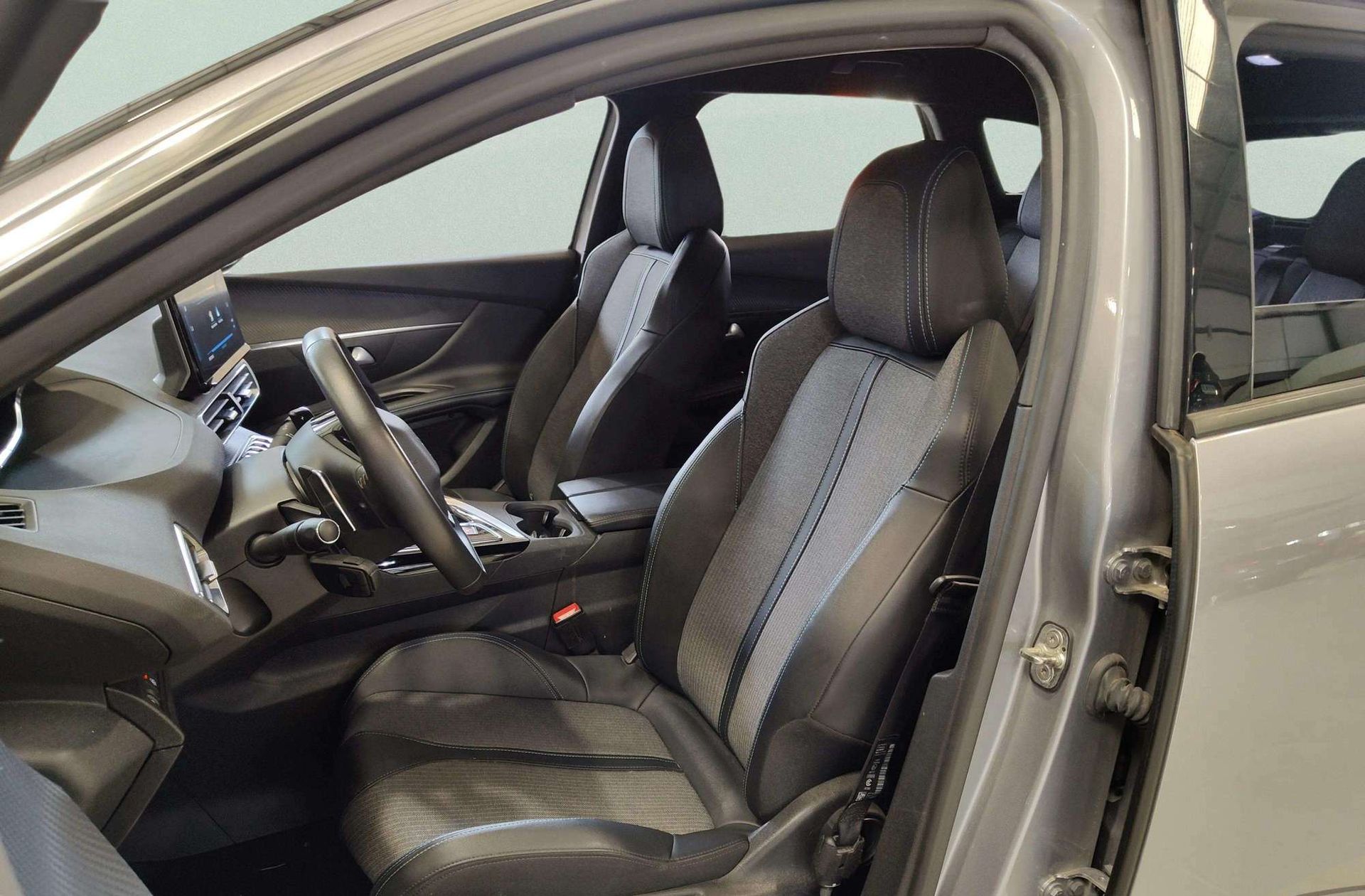 Peugeot 3008 136 Allure Pack eDCS6 - foto 11