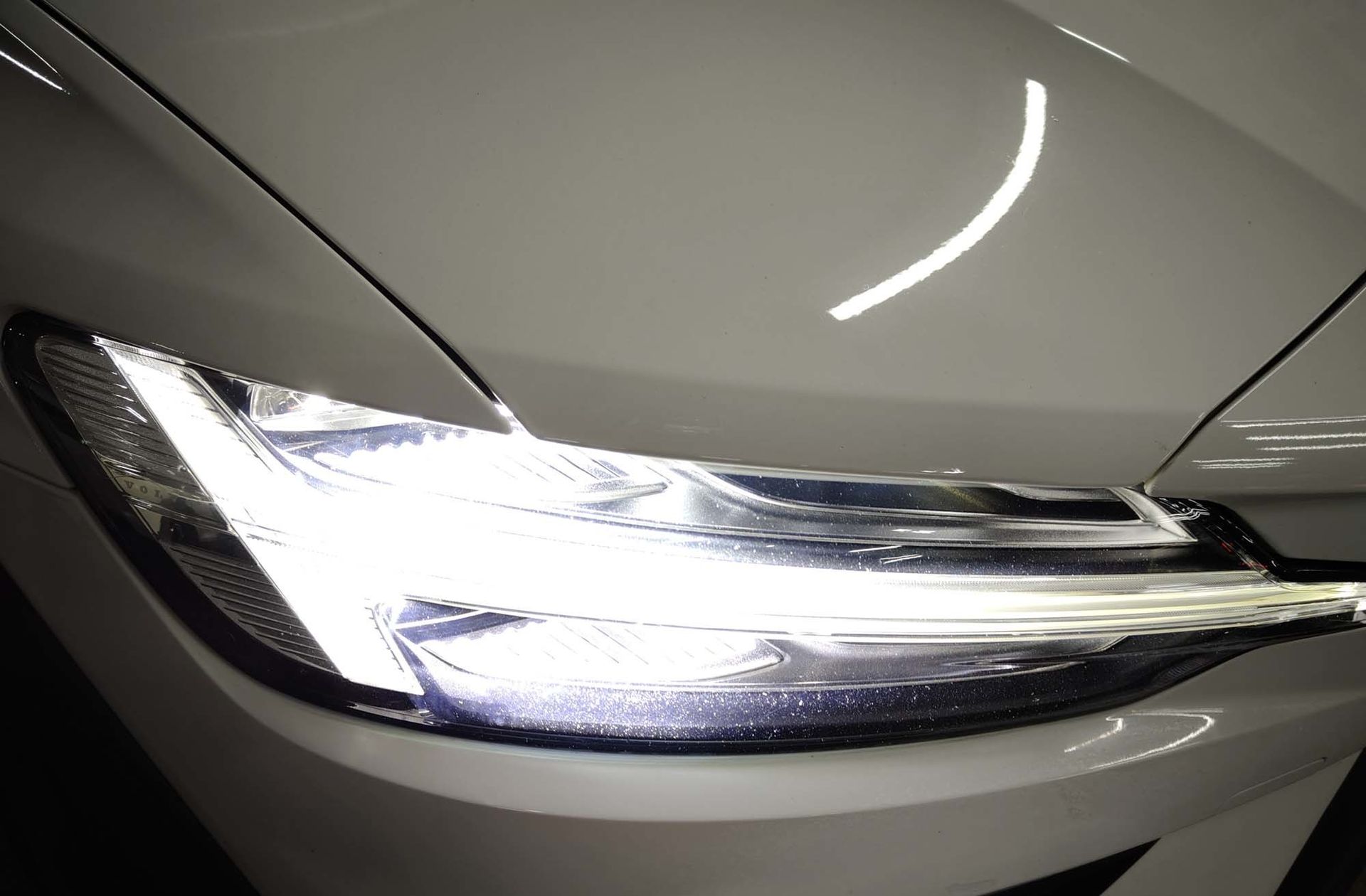 Volvo V60 D4 AWD - foto 16