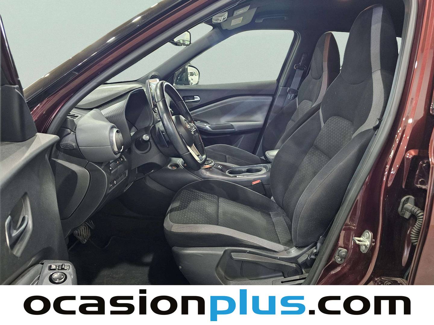 Foto asientos delanteros Nissan JUKE Nissan Juke DIG-T N-Connecta 4x2 DCT (114 CV)