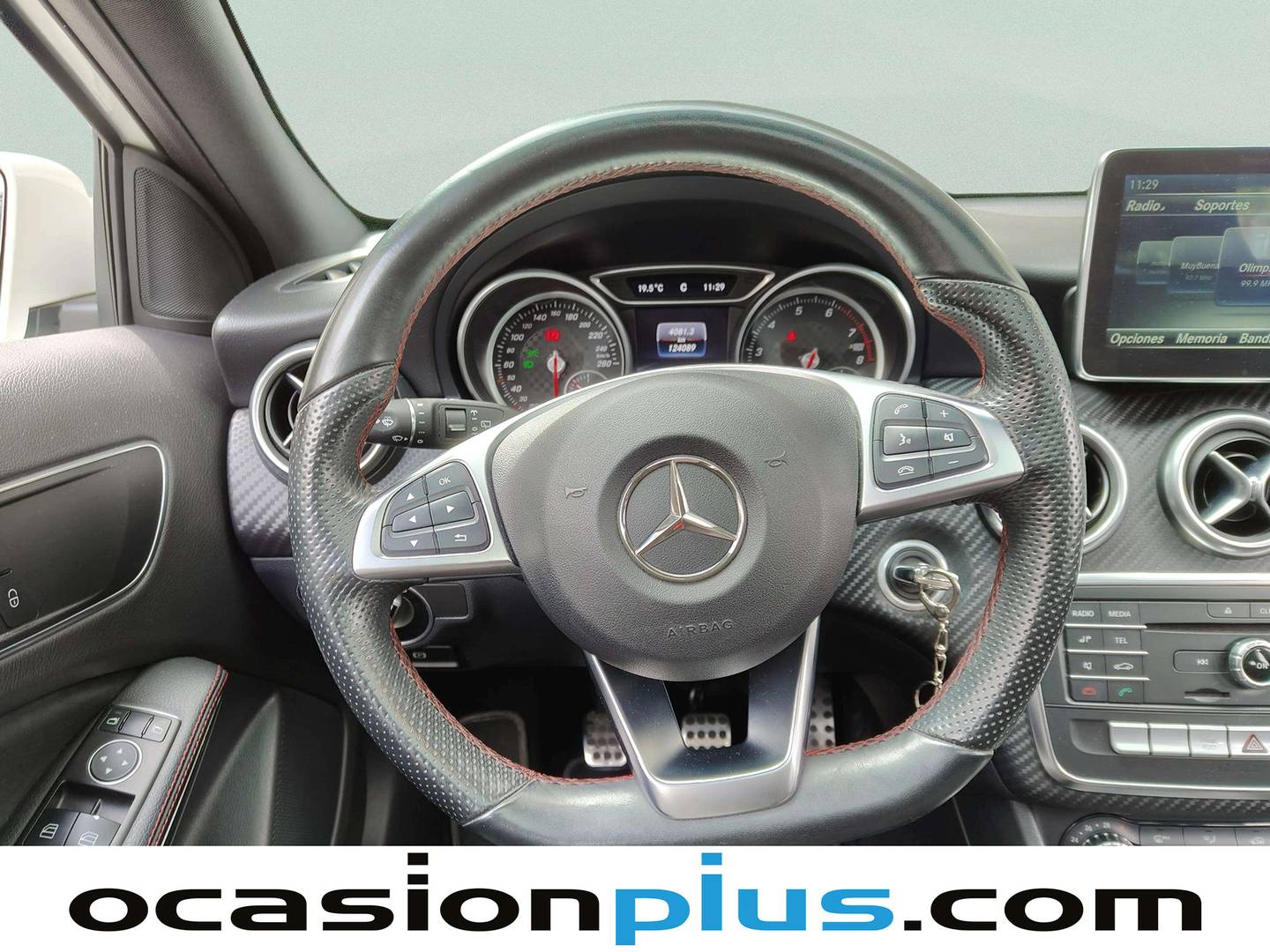Mercedes Clase A Mercedes Clase A 180 AMG Line (122 CV) manual