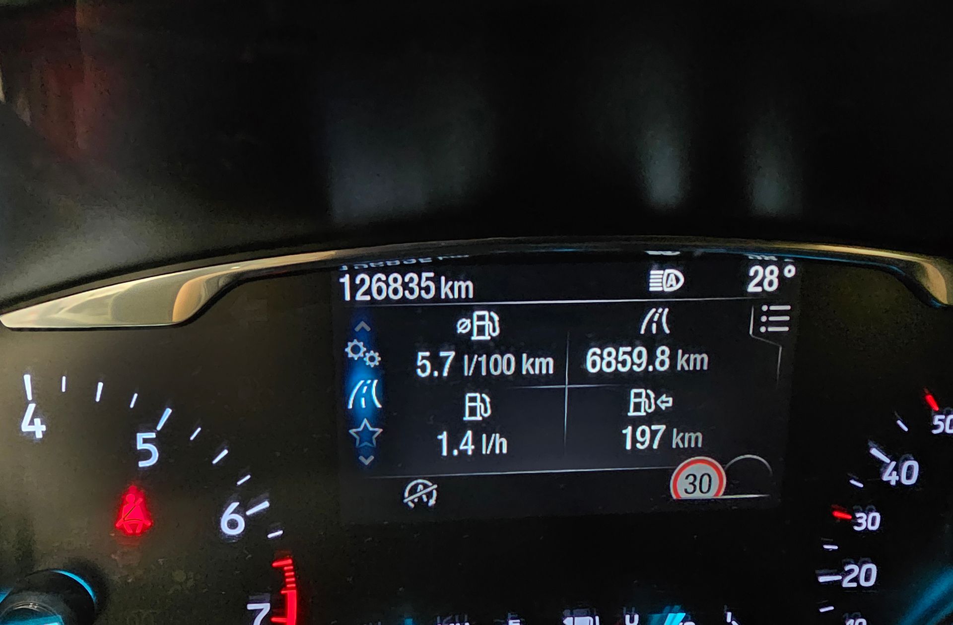 Ford Puma 1.0 EcoBoost Titanium - foto 9