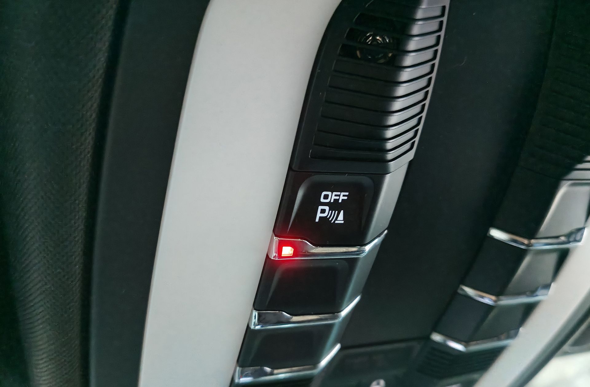 Porsche Cayenne S Platinum Edition - foto 49