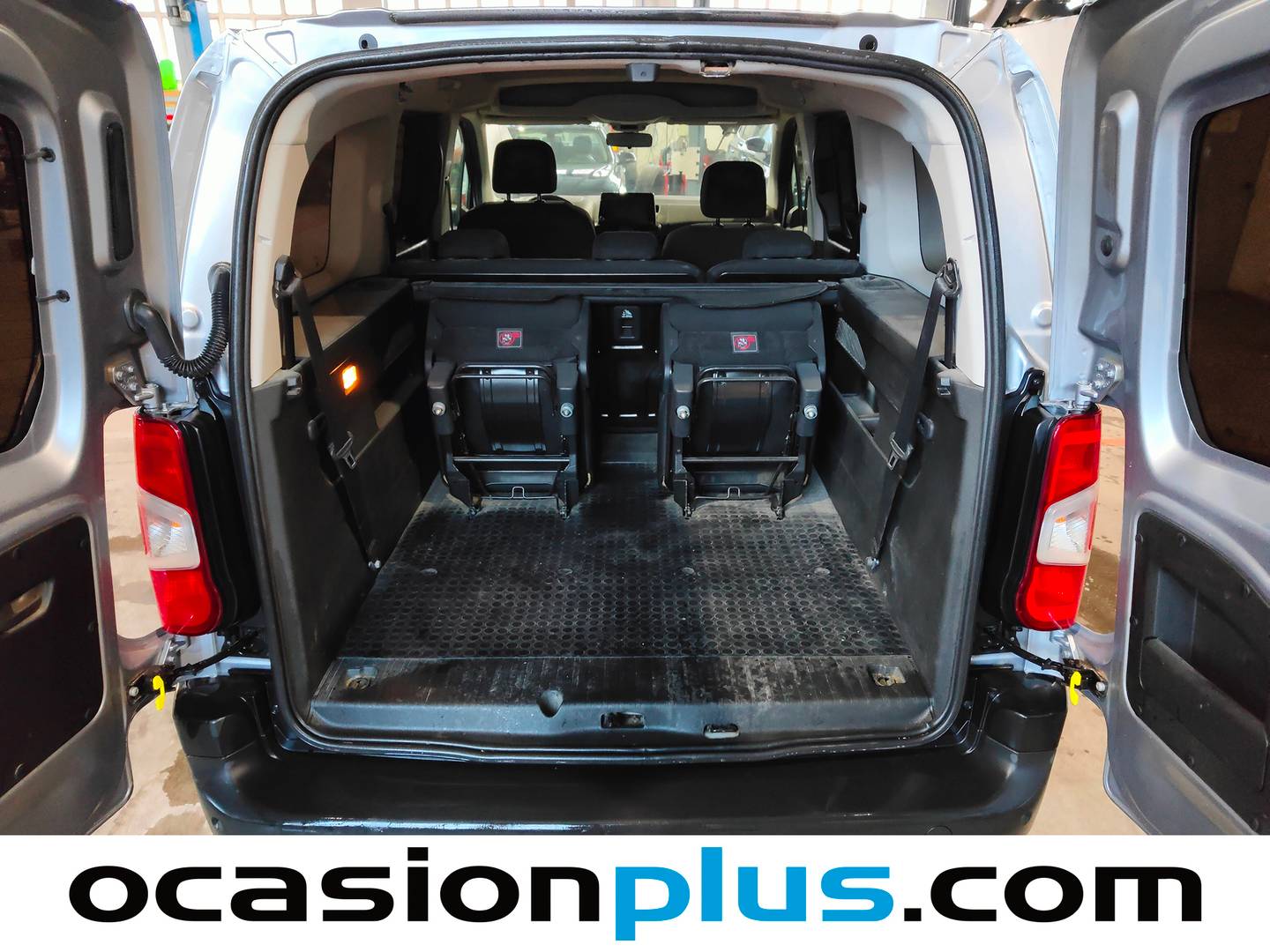 Fotos maletero Citroën Berlingo Citroen Berlingo Combi BlueHDi 130 S&S Talla XL Feel (130 CV) 7 Plazas