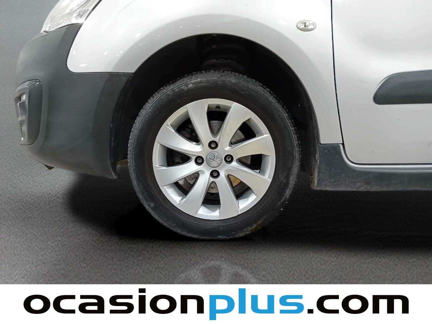 Foto Peugeot Partner Peugeot Partner Tepee 1.2 PureTech Outdoor (110 CV)