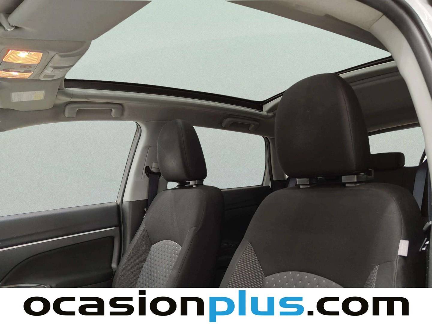 Extras y acabados del Mitsubishi ASX Mitsubishi ASX 200 DI-D Motion 4WD (150 CV)