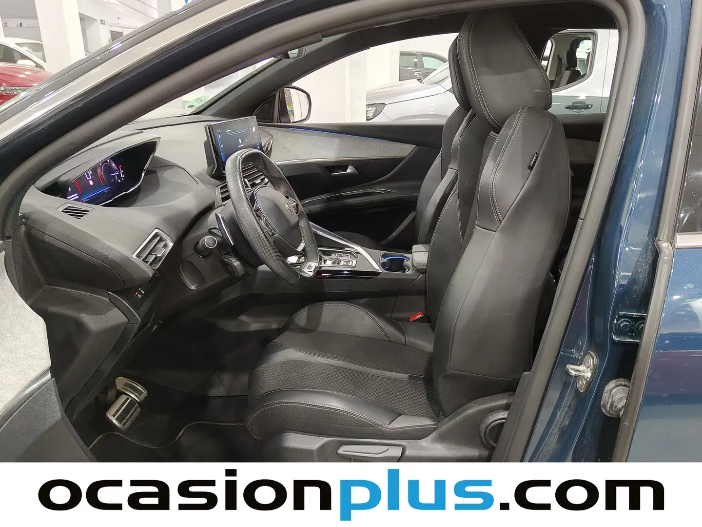 Foto Peugeot 3008 Peugeot 3008 PureTech 130 S&S GT EAT8 (130 CV)