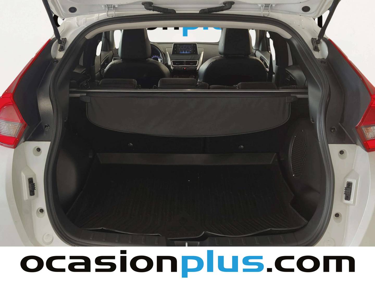 Fotos maletero Mitsubishi Eclipse Cross Mitsubishi Eclipse Cross 150T Kaiteki 4WD CVT (163 CV)