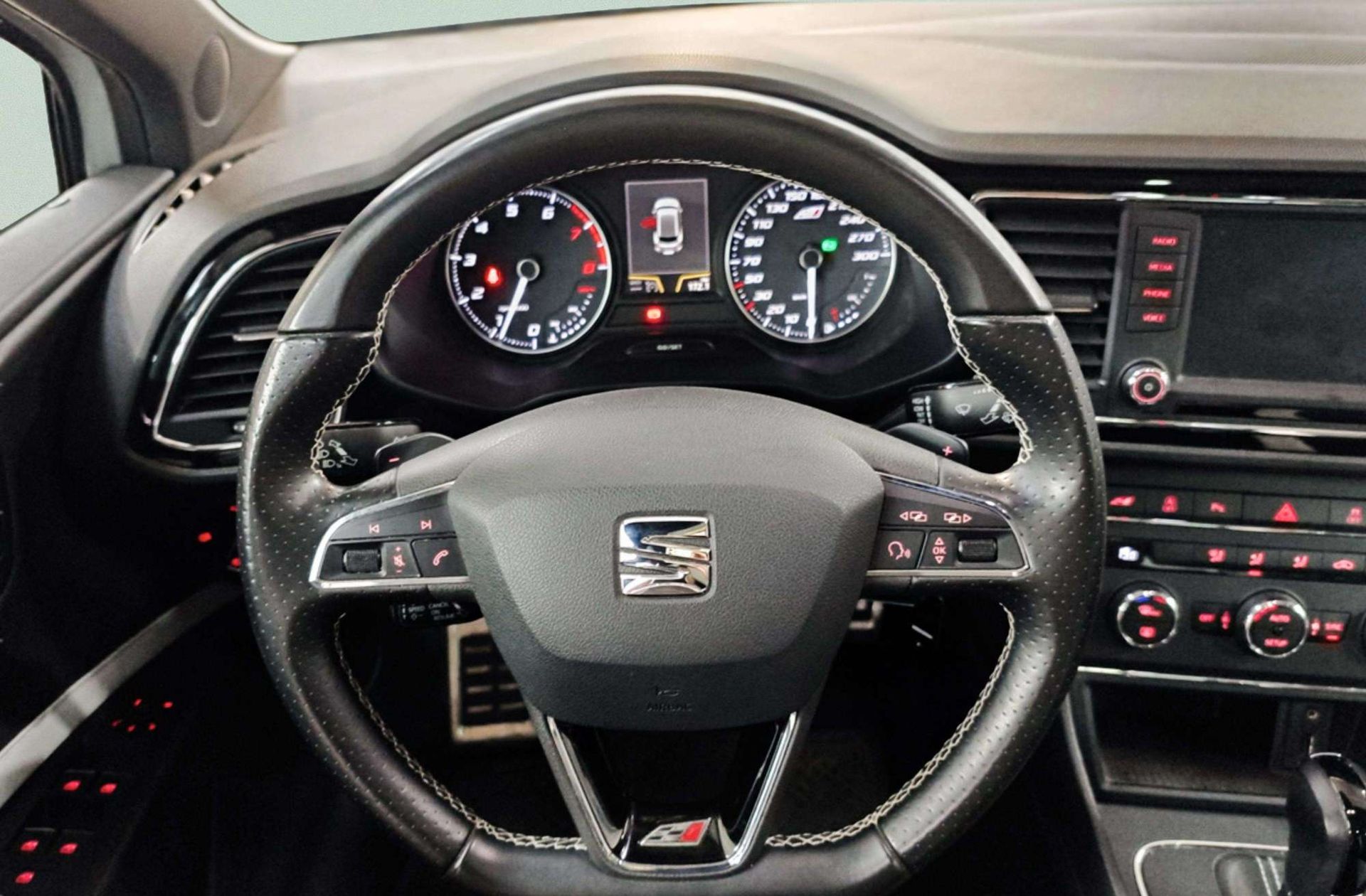 SEAT León ST 2.0 TSI Cupra DSG - foto 32
