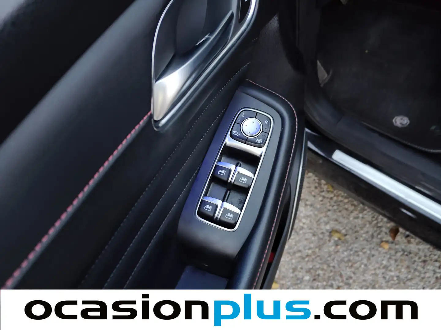 Foto MG eHS MG eHS 1.5 T-GDI PHEV Luxury (258 CV)