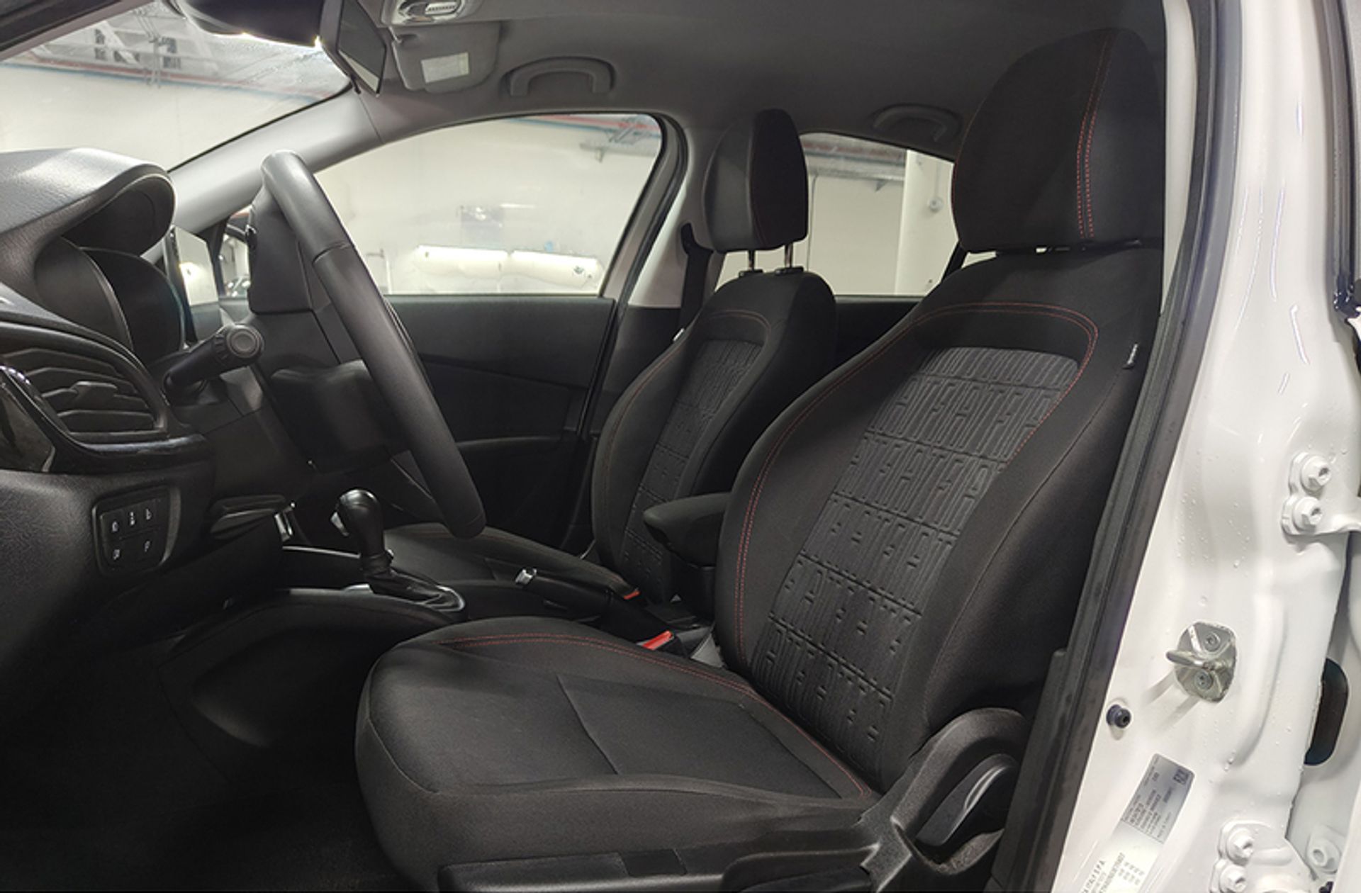 Fiat Tipo 1.5 Hybrid Red DCT - foto 10