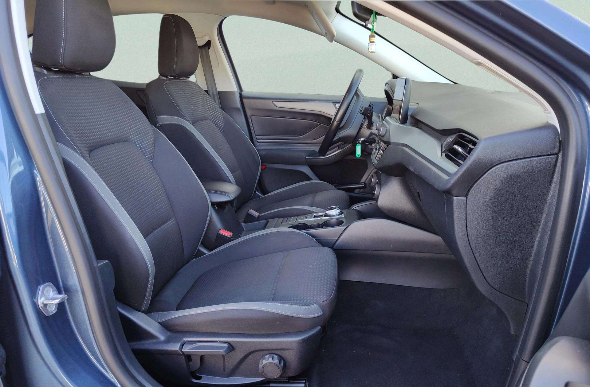 Ford Focus 1.5 EcoBlue Trend+ - foto 20