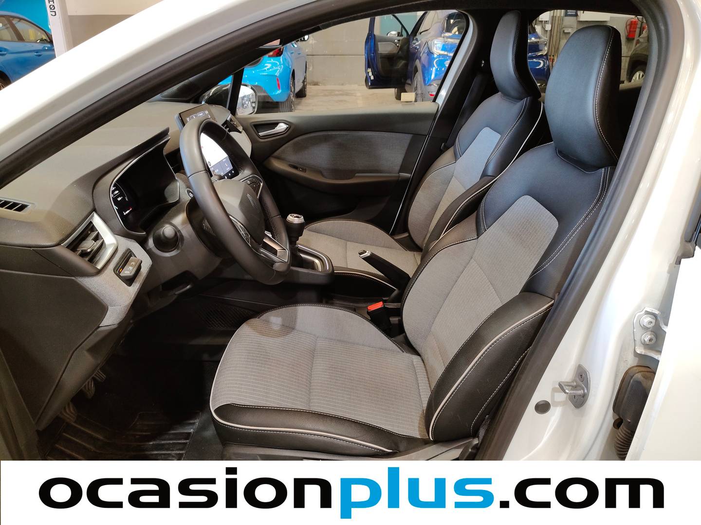 Foto asientos delanteros Renault Clio Renault Clio Techno TCe (90 CV)