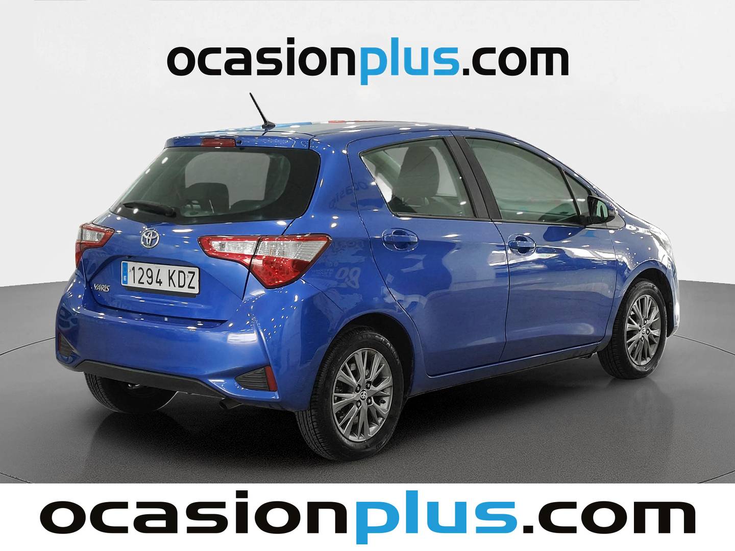 Foto trasera Toyota Yaris Toyota Yaris 1.5 Active (111 CV) derecha