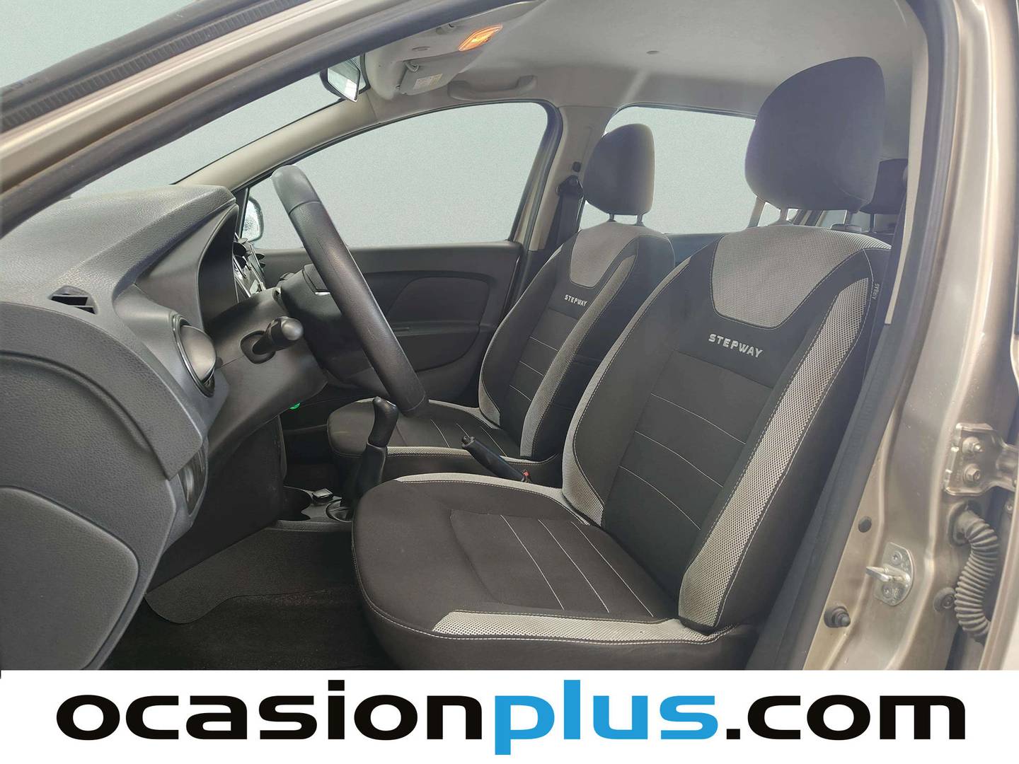 Foto asientos delanteros Dacia Sandero Dacia Sandero Stepway Essential Blue dCi (95 CV)