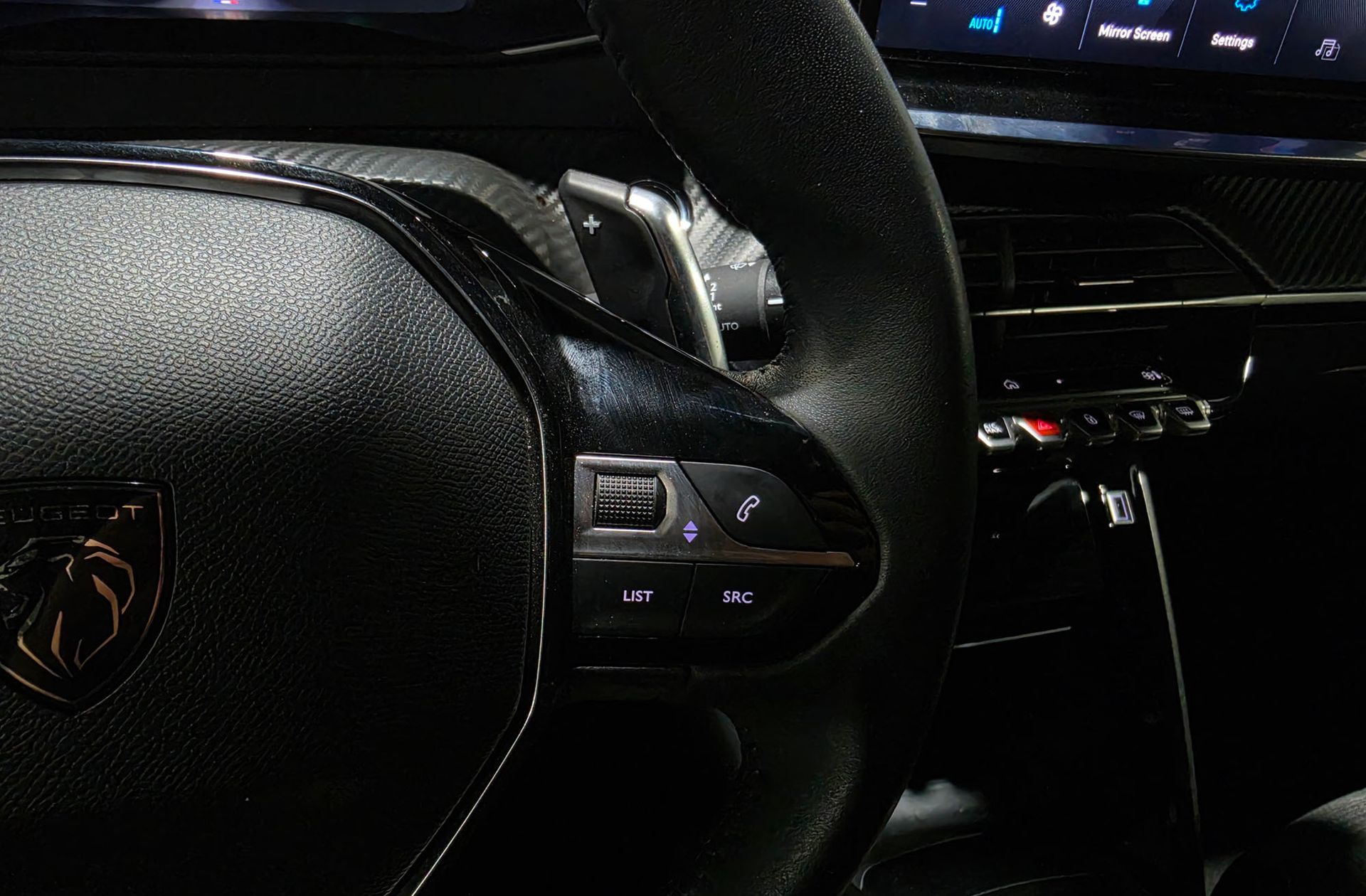 Peugeot 2008 Allure Hybrid eDCS6 - foto 28