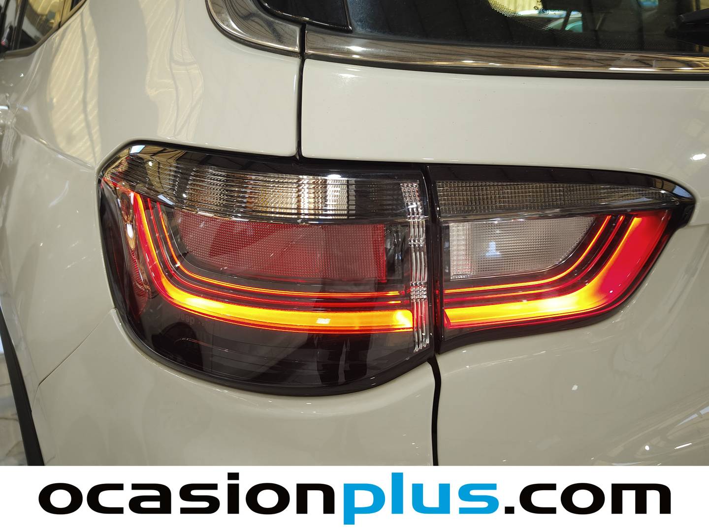 Extras del Jeep Compass Jeep Compass 1.3 Gse T4 Longitude FWD MT (130 CV)
