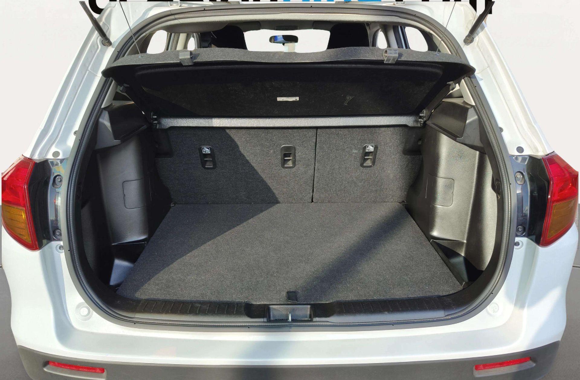 Suzuki Vitara 1.6 Ddis GLE - foto 14
