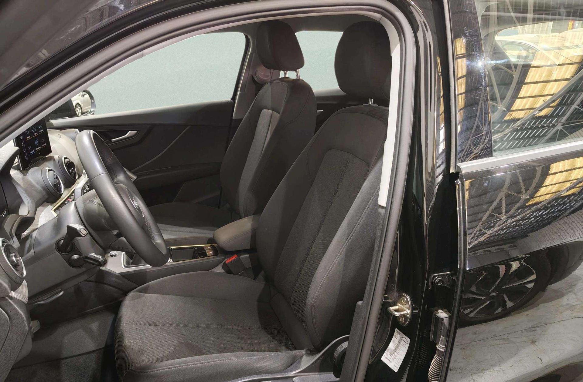 Audi Q2 Advanced 30 TFSI - foto 12