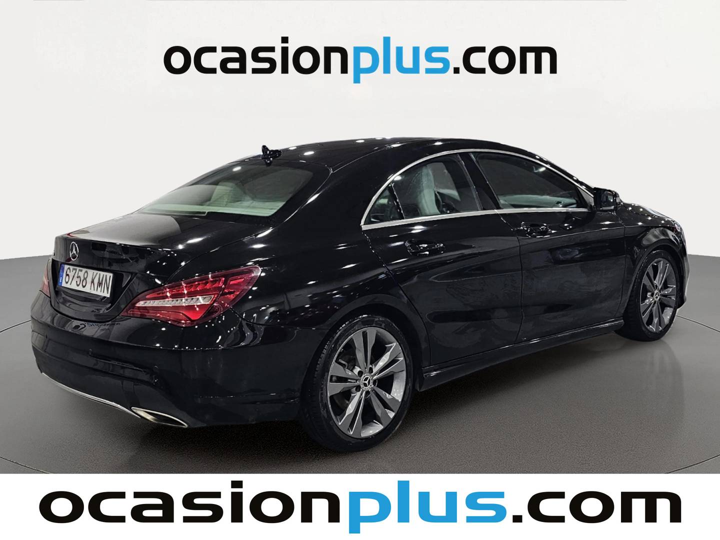 Foto trasera Mercedes CLA Mercedes CLA 180 (122 CV) izquierda