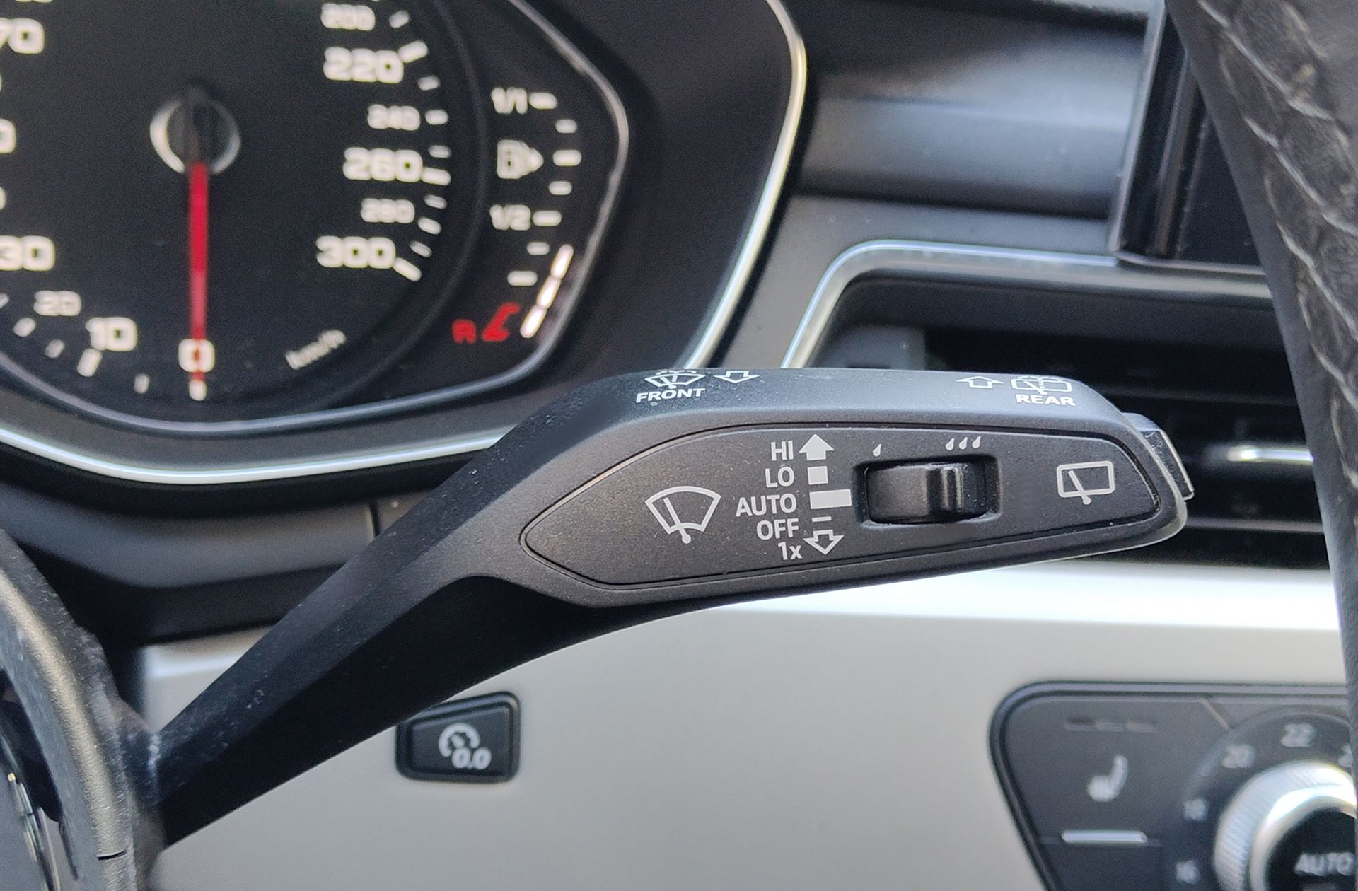 Audi A4 Avant Advanced 35 TFSI S tronic - foto 31