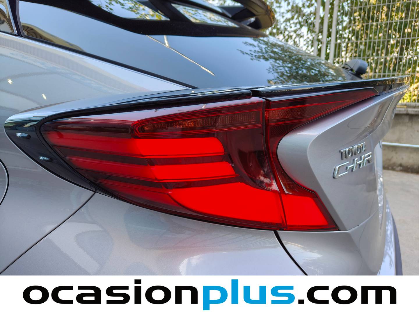 Accesorios del Toyota C-HR Toyota C-HR 180H Advance Luxury (184 CV)
