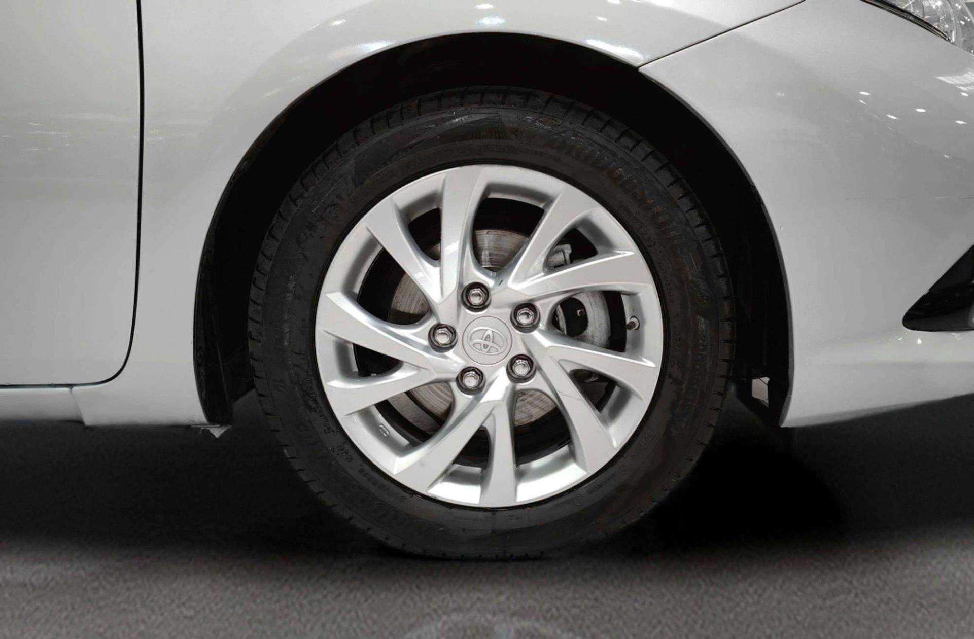 Toyota Auris 140H Hybrid Active - foto 40