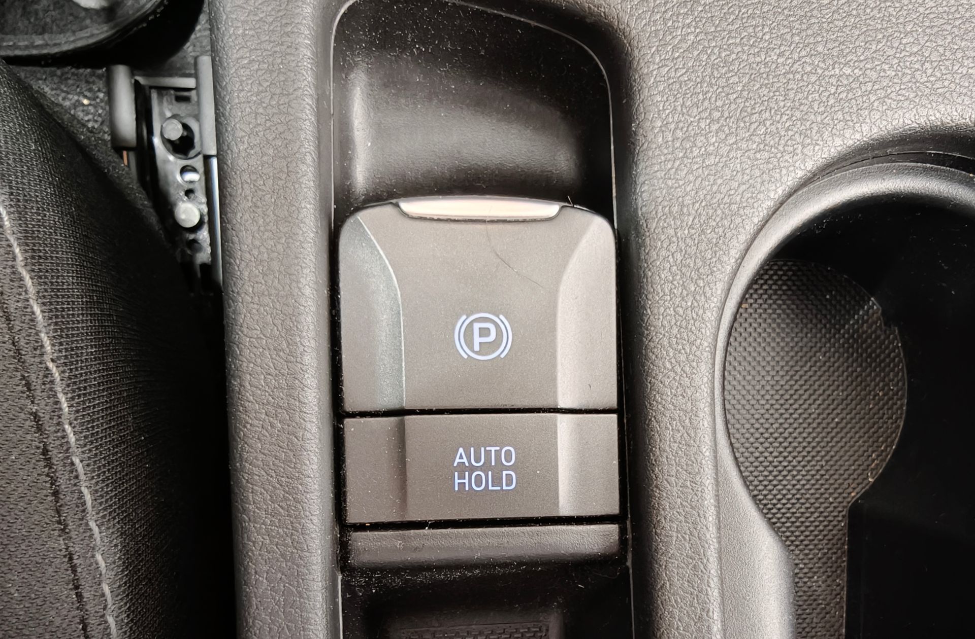Hyundai Kona 1.0 T-GDi 48V Maxx 4x2 - foto 31