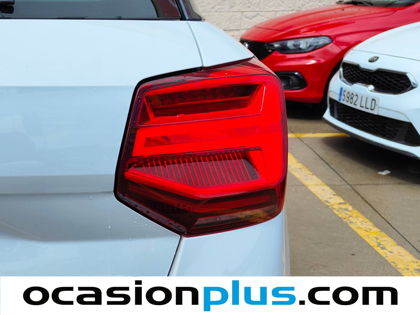 Acabados Audi Q2 Audi Q2 Design 30 TFSI (116 CV)