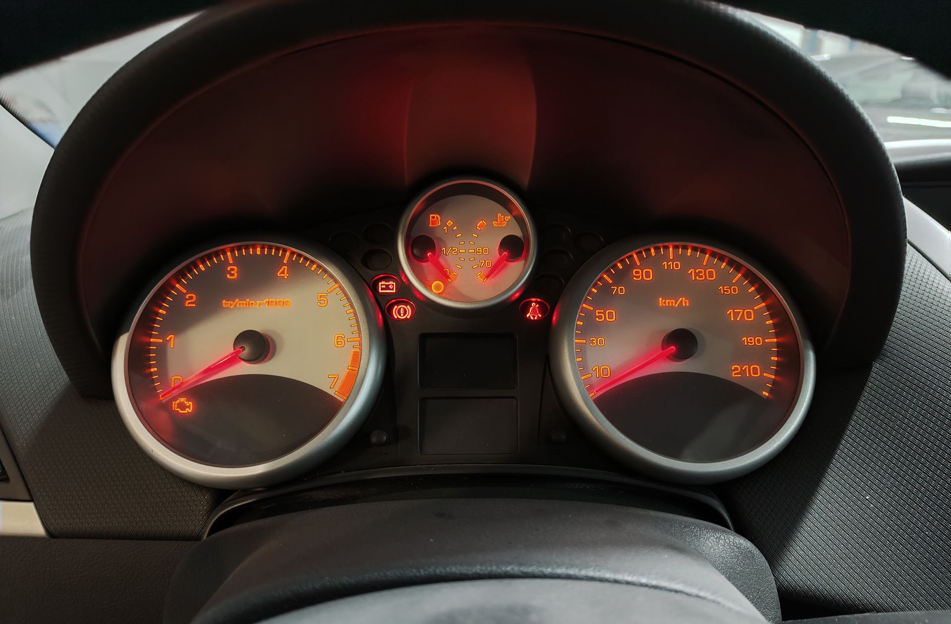 Peugeot 207 1.4 VTi 16v Confort - foto 16
